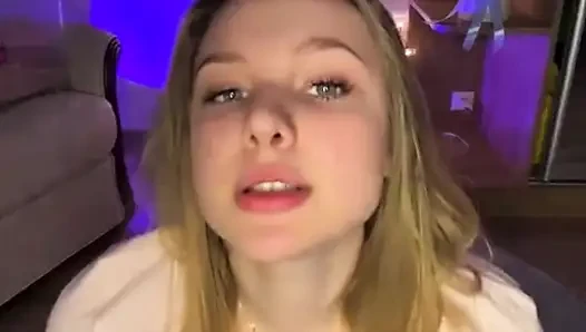 Jucielussie seksi striptiz ve domaltarak anal oyun