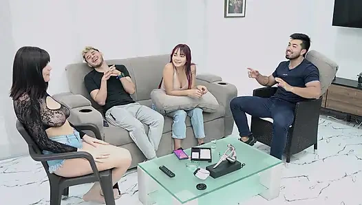 Bi Dörtlü! Üniversiteli Kız, Amatör Dörtlü Swingers