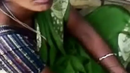 saten ipek sari hizmetçi