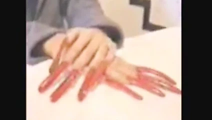 Pençeler tırnaklar pençeler