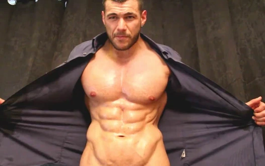 Kas iri parça savaş mahkumları meme uçları onu serbest bırak