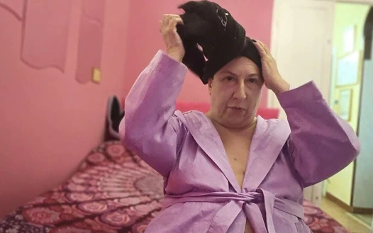 Veronica Rossi porno tanrıçanı senin için duştan yeni çıkarıyor