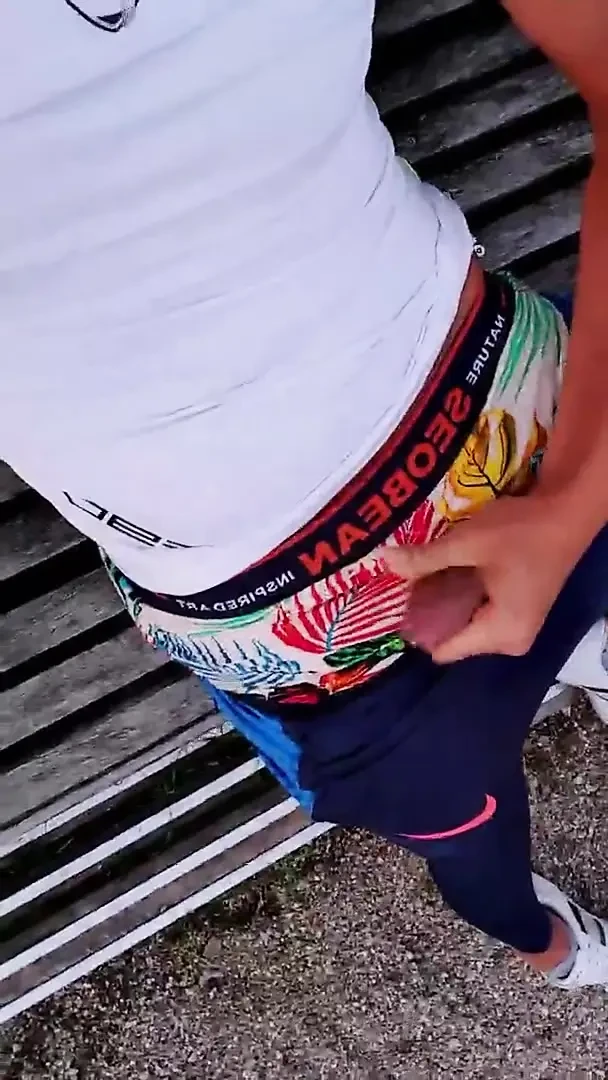 Sürtükboyben cam4 beyni sikiliyor teşhirci