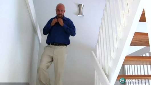 Dünyanın en büyük sütyenli hizmetçisi