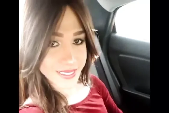 büyük horoz tgirl