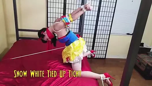 Pamuk prenses sıkı bağlı