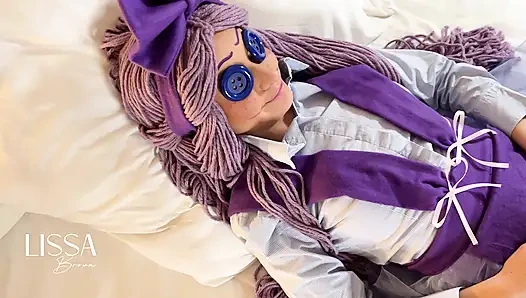 Yatağın için yeni bir bez bebek aldın