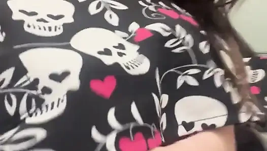 Yaramaz hemşire umumi tuvalette fışkırtıyor