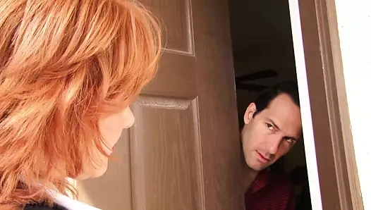 Calliste arkadan alırken inliyor