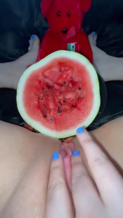 🍉 WATERMELON MULTIPLY HOMEMADE FEMALE ORGASMS- FULL ARAB LONG PORN VIDEO 2025- BEST SAUDI AMATEUR- ARABIAN SNOWWHITE… | Clip 1