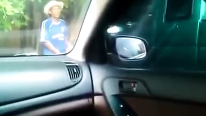 CAPTAN MASTURBANDOSE A ORDENANZA