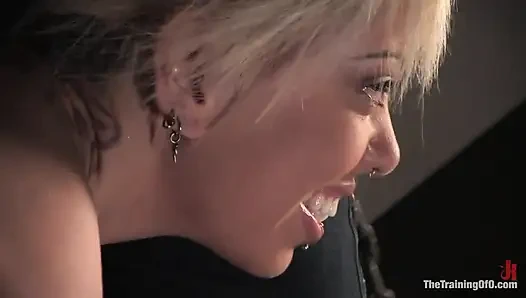 Satine Phoenix'in eğitimi beşinci gün