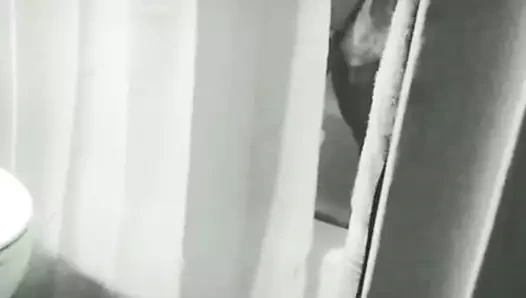 Bu müziğin haklarına sahip değilim