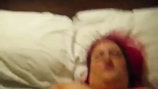 Ateşli iri güzel kadın