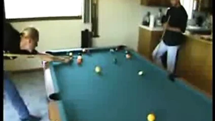 Bilardo üçlü oyun