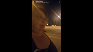 Şehirde çıplak Loves2show