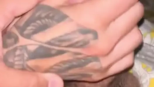 Dövmeli amatör orta yaşlı seksi kadın