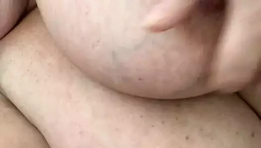 Bbw tanrıça şaplak dev doğal ağır sarkık memeler memeler