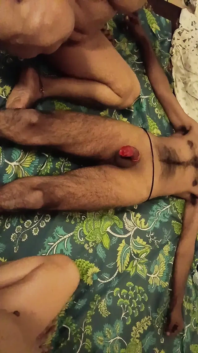 Eşi, evli arkadaşını kocasının aletiyle eğlendirdi