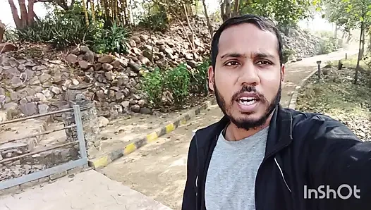 Park mein kiya Nanga Naach.