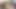 Olgun orta yaşlı seksi kadın sırt üstü uzanıyor ve penisin anal içine daha derine inmesi için bacaklarını kaldırıyor
