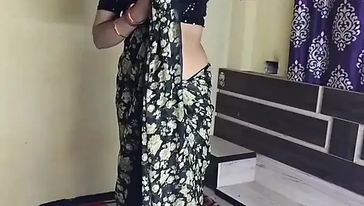 DESI XXX  MAKAN MALIK NE AKELI BHABHI KE SATH KIYA SEX SHORT FILM