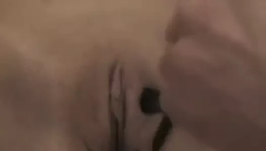 Kedi kızdırmak ve tickle