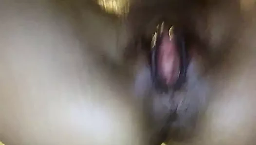 Götünü gösteriyor