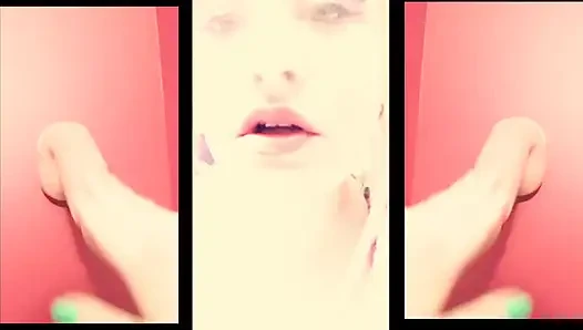 Kız arkadaşın seni pornoya bakarken yakaladı, bu yüzden sana tükürüyor ve sikini tokatlıyor konuşmadan