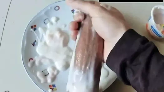 benim bwc kapalı bir sürü krem ile mastürbasyon