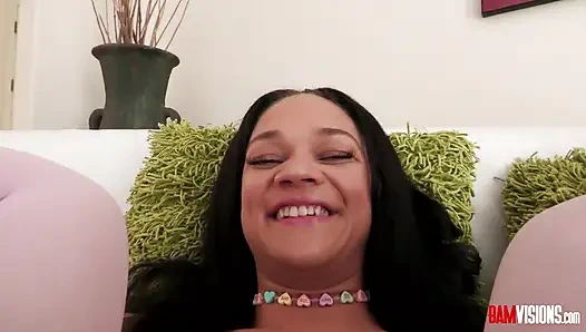 Latin kiki cali üvey babayla sert anal sikişiyor