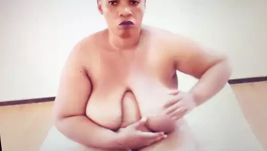 Afrika göğsüne sarılmak