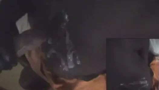 Büyük siyah memelere boşalma