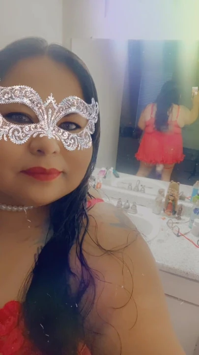 Sevimli küçük tilki götten sikilmeyi bekliyor