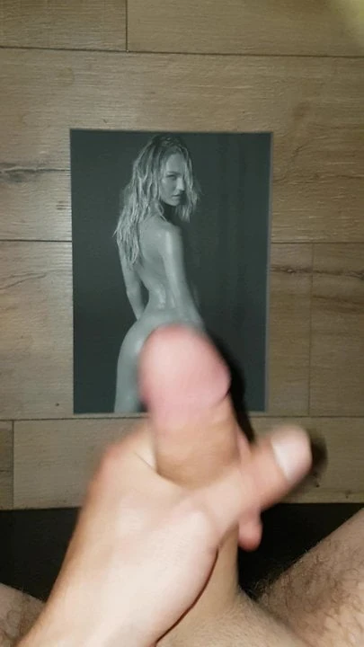 200. boşalma anısına (Candice Swanepoel)