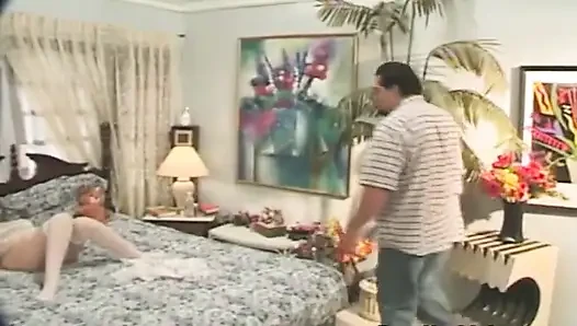 Goofy preggo şişmiş memeli memeler sikiliyor n sperm memeler edepsiz kıllı penis!