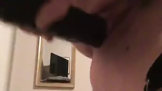 Solo - atl gelen beyaz milfy striptizci bir gösteri koymak