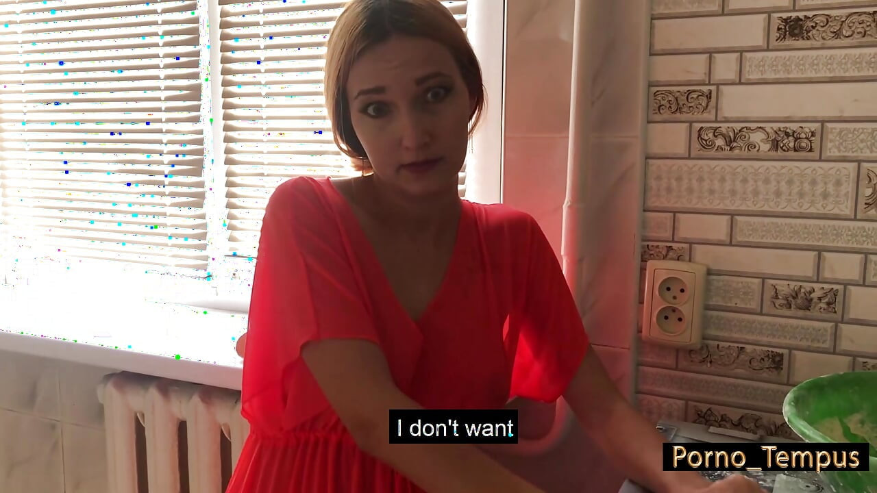 Borç için aldatıyor. Rus evli kadın kocası işteyken aldatıyor - Porno_Tempus