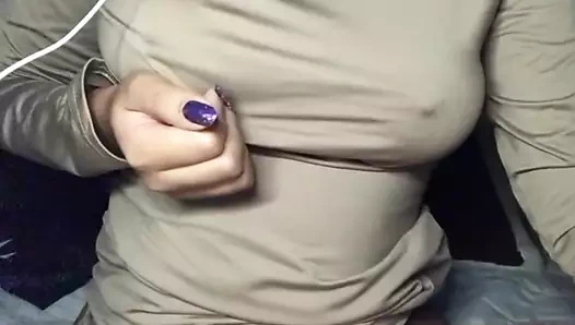 Gostosa se exibindo 125