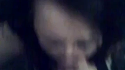 Karla seviyor için emmek çük