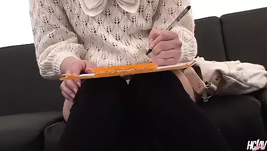 Japon tatlı kız kurara makise amını dölle dolduruyor