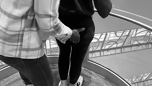 Fa Fiona eski öğrencisiyle buluşuyor