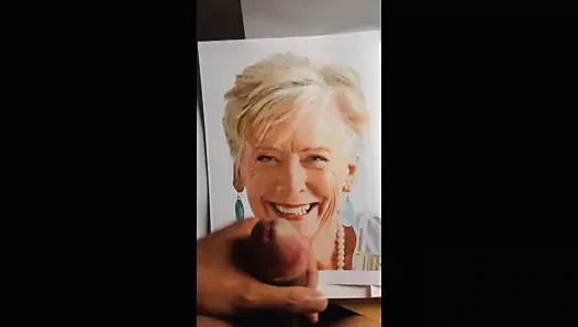 Ünlü şef Maggie Beer'ın üstüne boşalıyor