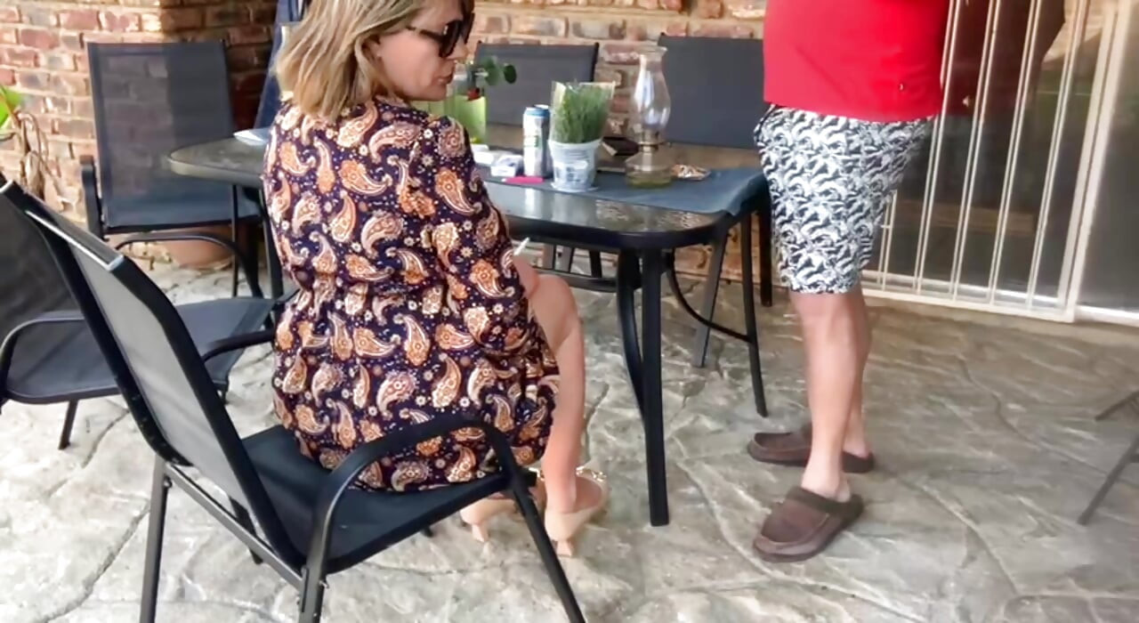 Yaramaz karımı öğle yemeğinde sikiyorum şenlik