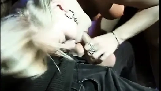 Randy valentino ateşli sarışın bebek Lea tarafından sikiliyor