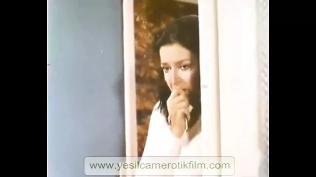 BANU ALKAN SEVISME SIKISME EROTIK TURKISH PORNO SALIH GUNEY