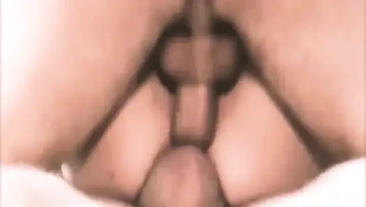 Grup seks sahnesi-1_2 büyük memeli seks işçileri ofiste çifte penetrasyonlu grup seks partisinin tadını çıkarıyor