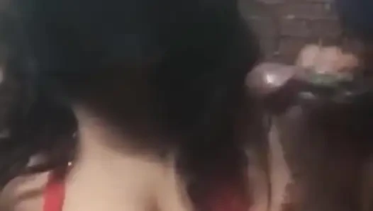 Hintli seksi hemşire hastayla seks, Hintli hemşire hastayla seks yapıyor, desi sarakari hemşire açık havada hasta tarafından sikiliyor Hintçe hd