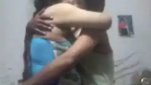 Arap karısının ne yaptığını gösterir