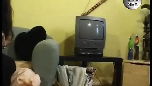 MILF hairy pussy must satisfy with dildo